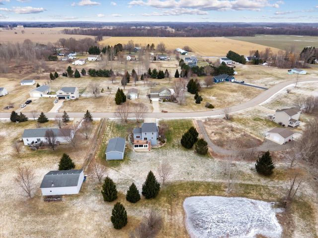 8522 Pebble Drive Ne, Courtland Twp, MI 49341