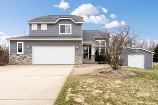 8522 Pebble Drive Ne, Courtland Twp, MI 49341