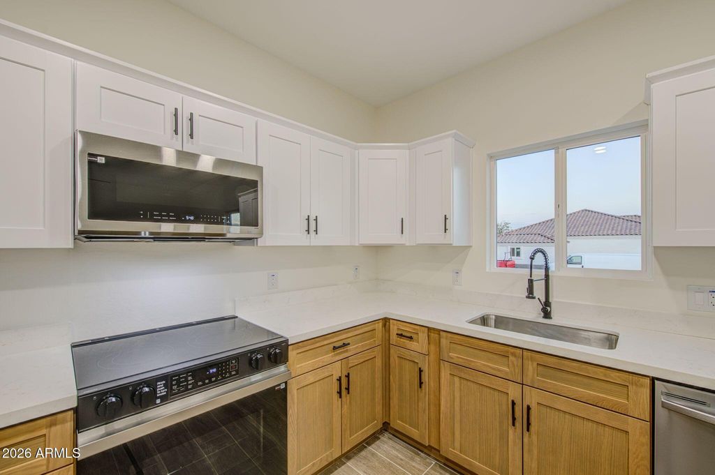 13608 W MARYLAND Avenue, Litchfield Park, AZ 85340 — photo 3