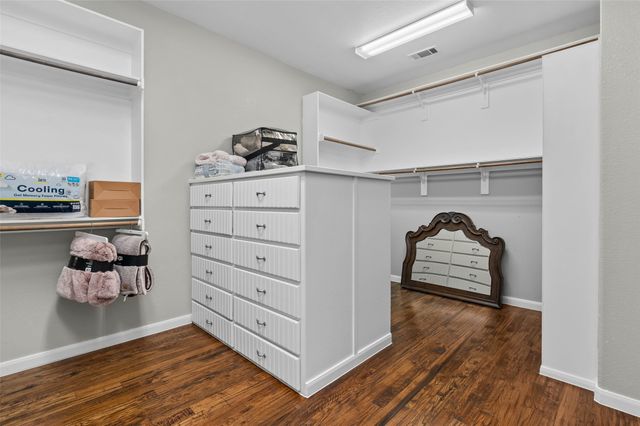 5401 W Oak Shores Drive, Cross Roads, TX 76227