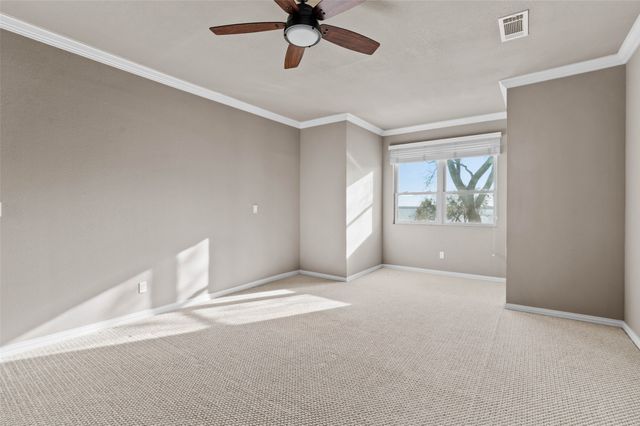 5401 W Oak Shores Drive, Cross Roads, TX 76227