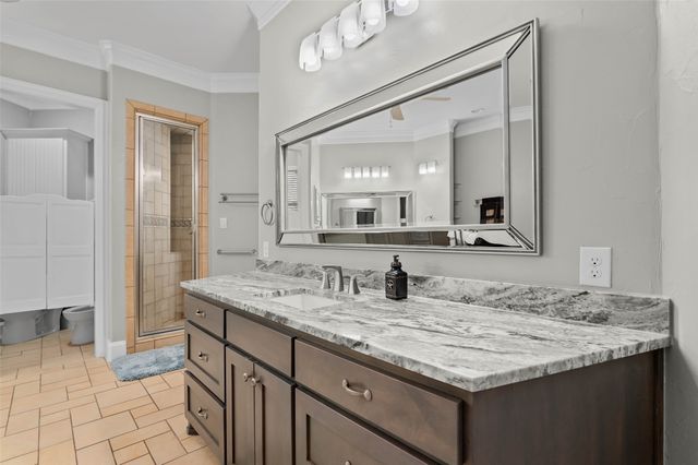 5401 W Oak Shores Drive, Cross Roads, TX 76227