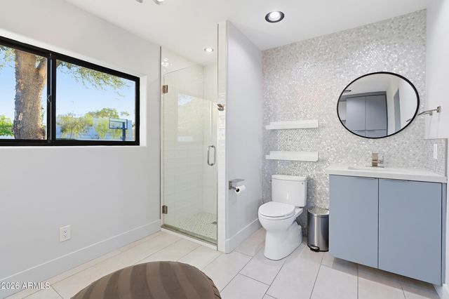 4417 E MOUNTAIN VIEW Road, Phoenix, AZ 85028