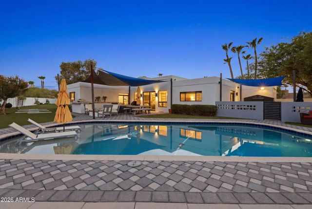 4417 E MOUNTAIN VIEW Road, Phoenix, AZ 85028