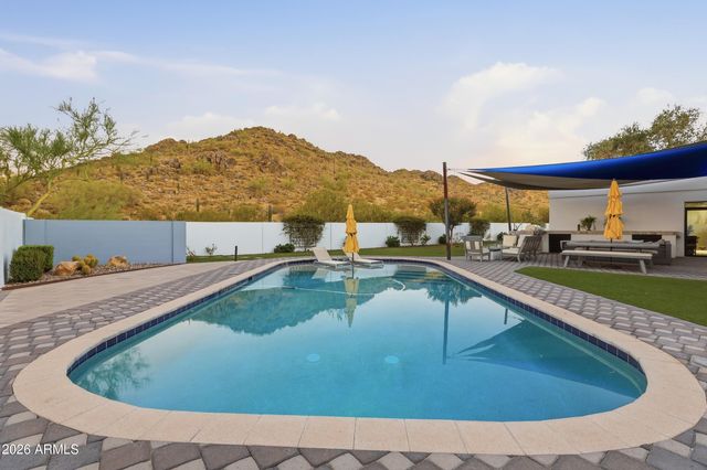 4417 E MOUNTAIN VIEW Road, Phoenix, AZ 85028