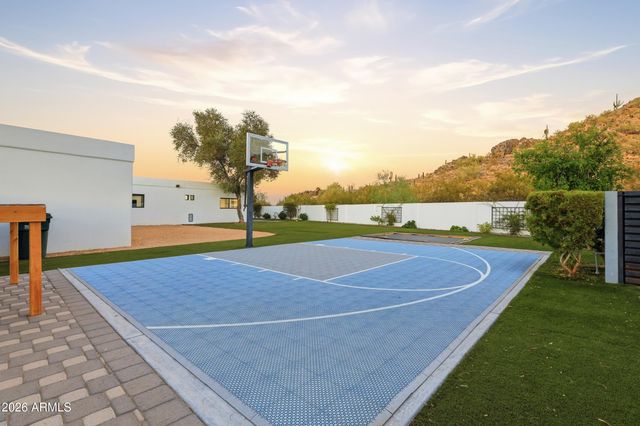 4417 E MOUNTAIN VIEW Road, Phoenix, AZ 85028