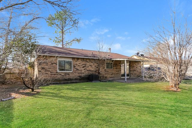 1206 California Trail, Grand Prairie, TX 75052
