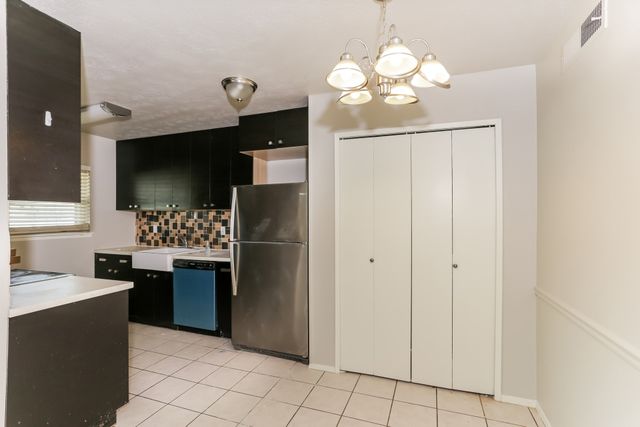 1206 California Trail, Grand Prairie, TX 75052