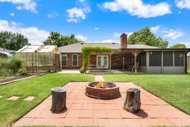 4729 Deer Creek, Yukon, OK 73099