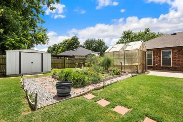4729 Deer Creek, Yukon, OK 73099