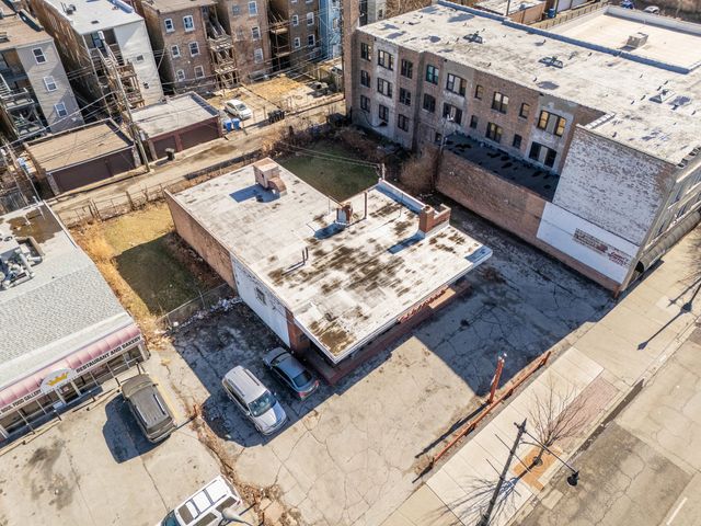 8115 S Cottage Grove Avenue, Chicago, IL 60619