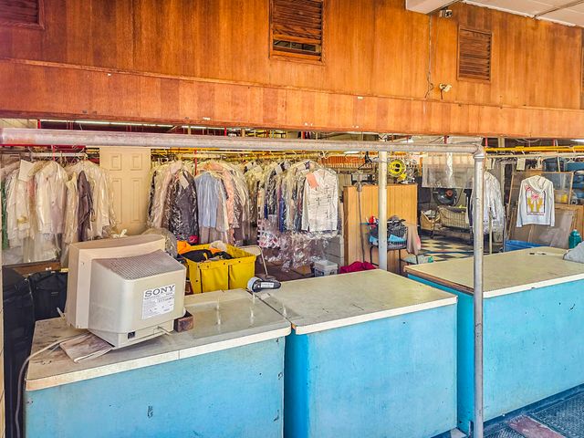 8115 S Cottage Grove Avenue, Chicago, IL 60619