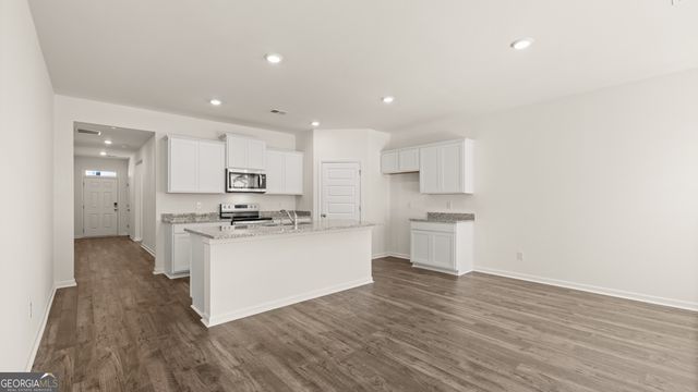 139 Oakchase Park Lane, Hampton, GA 30228