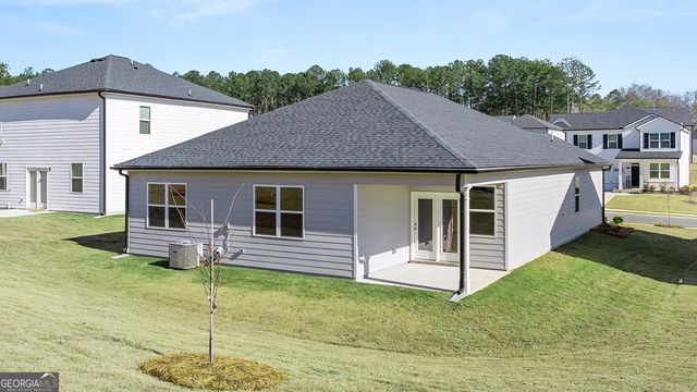 139 Oakchase Park Lane, Hampton, GA 30228