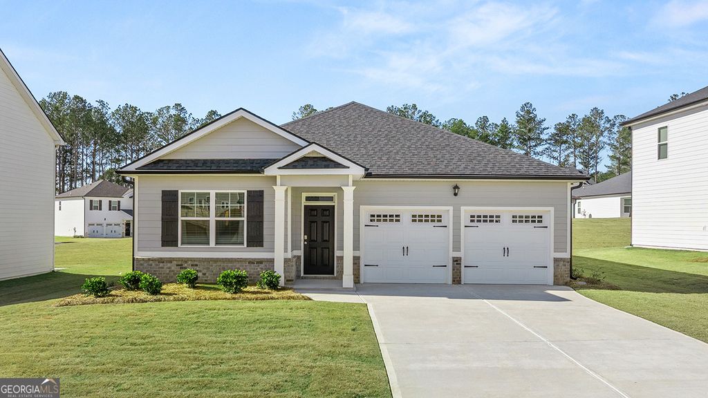 139 Oakchase Park Lane, Hampton, GA 30228