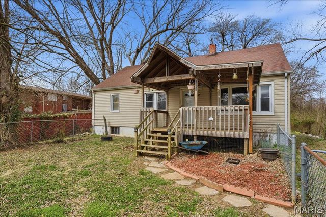 7253 Town Hall Road, Belleville, IL 62223