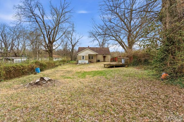 7253 Town Hall Road, Belleville, IL 62223