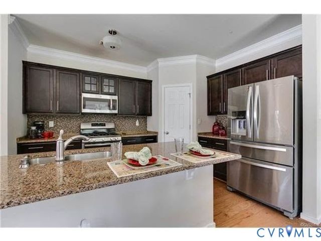 401 Harben Pl, Glen Allen, VA 23059