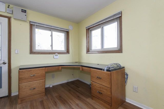 325 Sentinel DRIVE, Waukesha, WI 53189