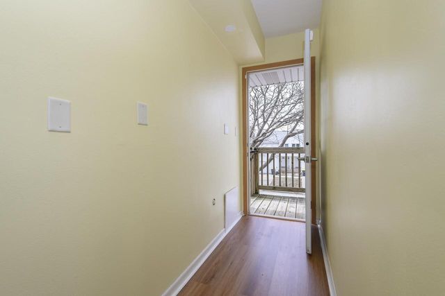 325 Sentinel DRIVE, Waukesha, WI 53189