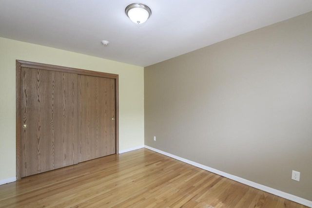 325 Sentinel DRIVE, Waukesha, WI 53189