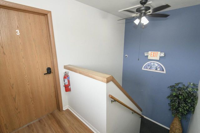 325 Sentinel DRIVE, Waukesha, WI 53189