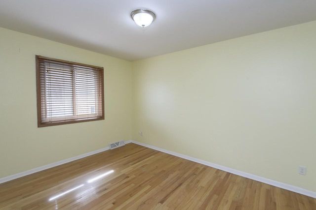 325 Sentinel DRIVE, Waukesha, WI 53189