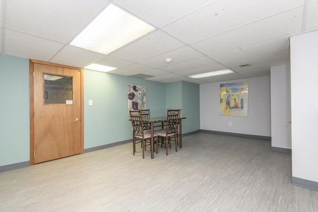 325 Sentinel DRIVE, Waukesha, WI 53189