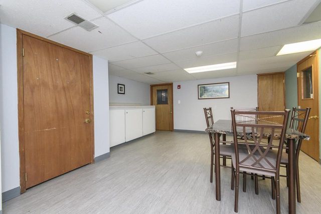 325 Sentinel DRIVE, Waukesha, WI 53189