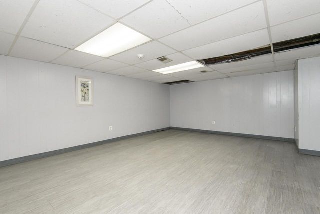 325 Sentinel DRIVE, Waukesha, WI 53189