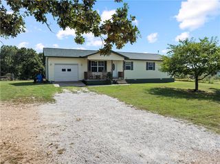 4220 Zinc Road, Harrison, AR 72601