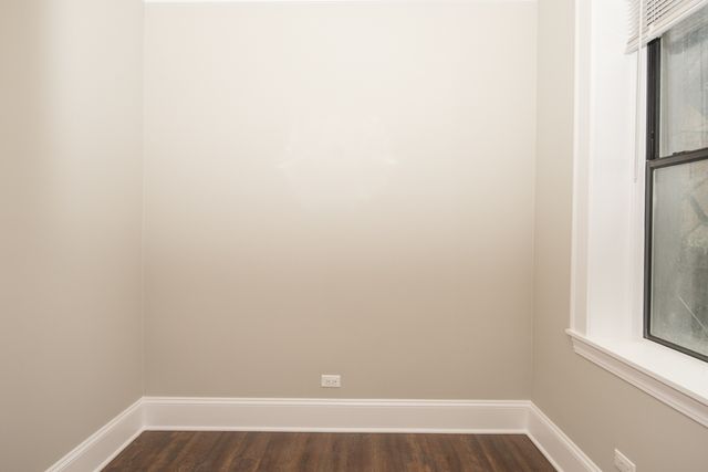 817 W Lakeside Place 208, Chicago, IL 60640
