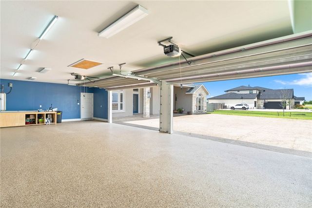 6502 Wesley Way, Corpus Christi, TX 78415
