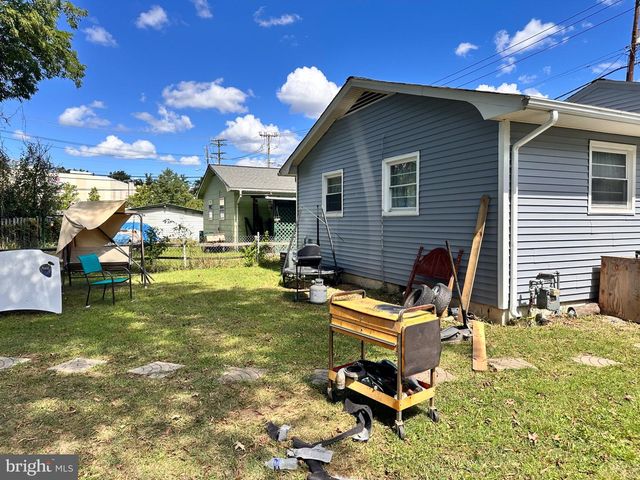 11424 EDMONSTON RD, Beltsville, MD 20705