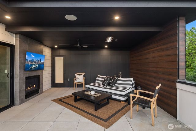 7826 115th Place NE, Kirkland, WA 98033