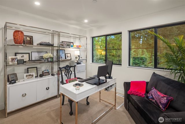 7826 115th Place NE, Kirkland, WA 98033