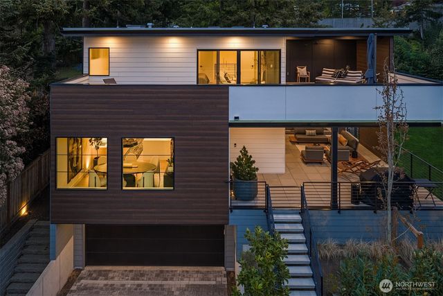 7826 115th Place NE, Kirkland, WA 98033