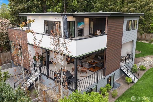 7826 115th Place NE, Kirkland, WA 98033
