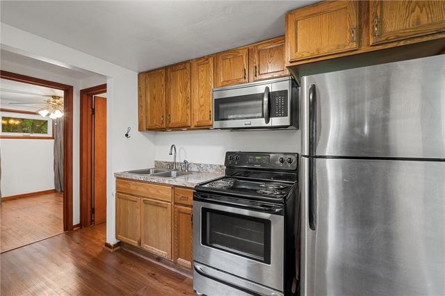 1090-94 N Darby Road, Hermitage, PA 16148