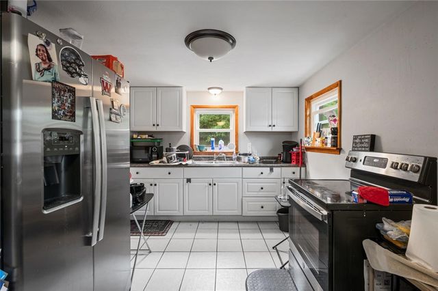 1090-94 N Darby Road, Hermitage, PA 16148