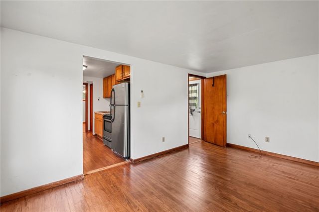 1090-94 N Darby Road, Hermitage, PA 16148