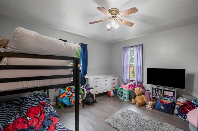 1090-94 N Darby Road, Hermitage, PA 16148