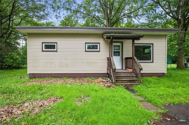 1090-94 N Darby Road, Hermitage, PA 16148