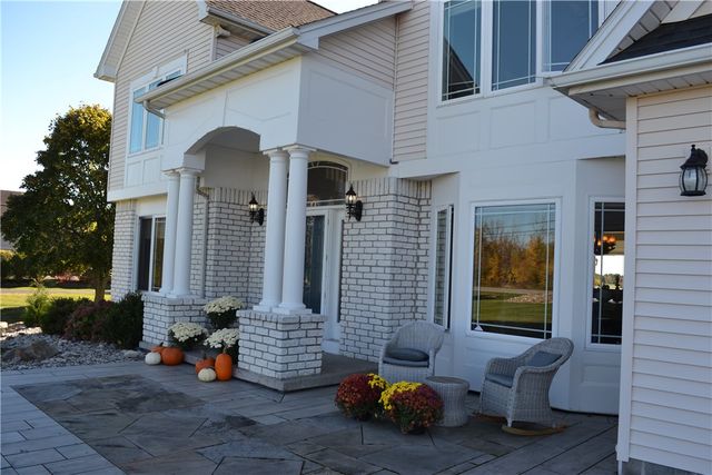 518 Manitou Beach Road, Greece, NY 14468