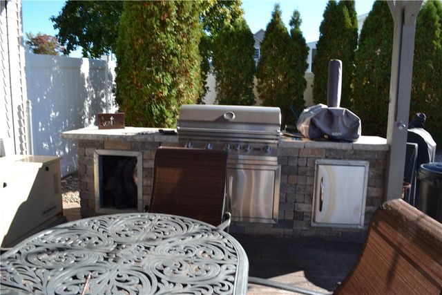 518 Manitou Beach Road, Greece, NY 14468