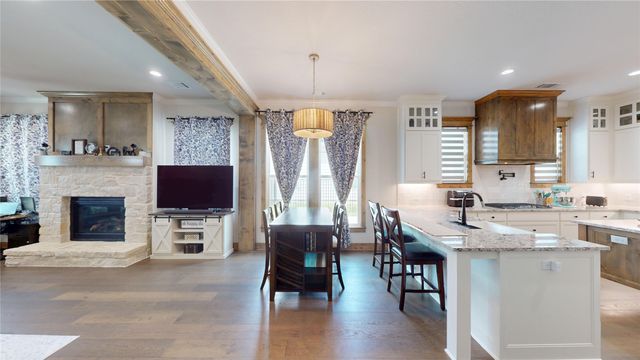 429 Skye Lane, Midlothian, TX 76065