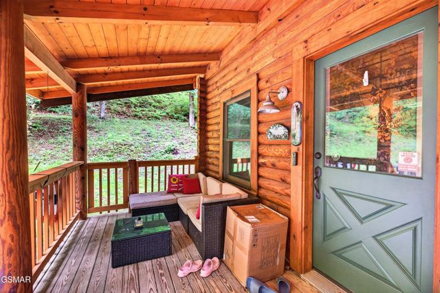 2104 Reid Lane, Sevierville, TN 37876