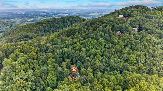 2104 Reid Lane, Sevierville, TN 37876