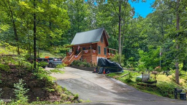 2104 Reid Lane, Sevierville, TN 37876