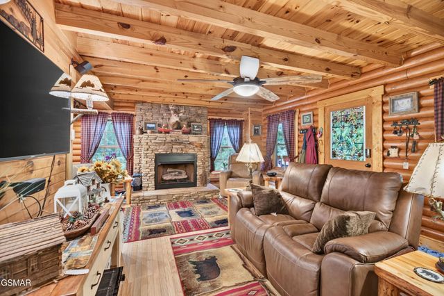 2104 Reid Lane, Sevierville, TN 37876